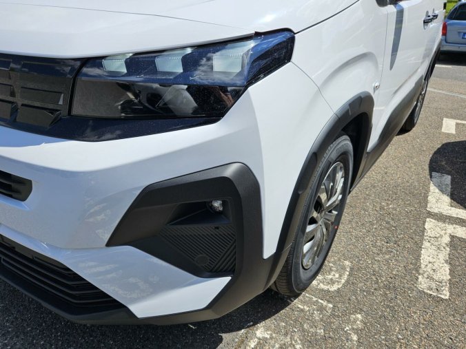 Peugeot Rifter, Peugeot Rifter ALLURE BlueHDi 100 S&S MAN6 N1, barva bílá
