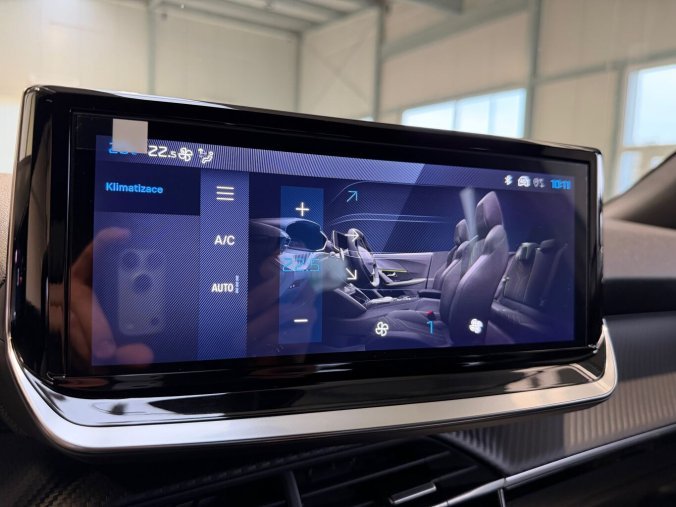 Peugeot 2008, Peugeot 2008 ALLURE PureTech 100k MAN6, barva šedá