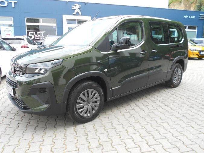 Peugeot Rifter, Peugeot Rifter LONG ALLURE HDi 130 MAN6, barva zelená