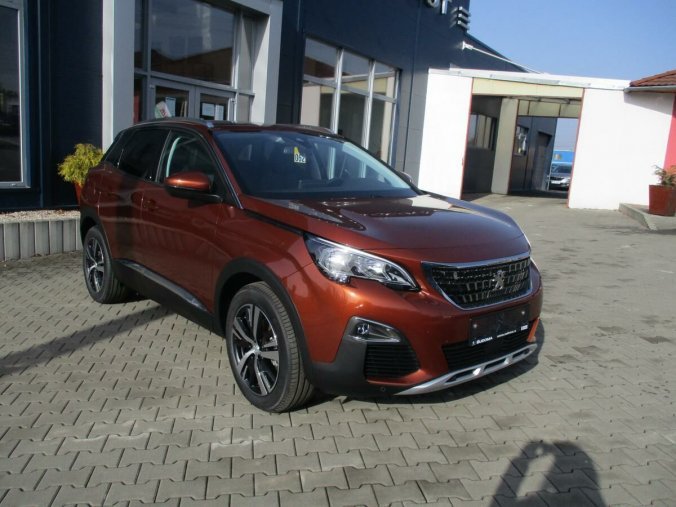 Peugeot 3008, ALLURE 1.2 PureTech 130 S&S MA, barva hnědá