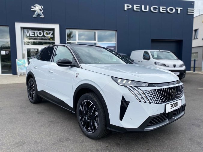 Peugeot 3008, Peugeot 3008 GT Hybrid 145 e-DCS6, barva bílá