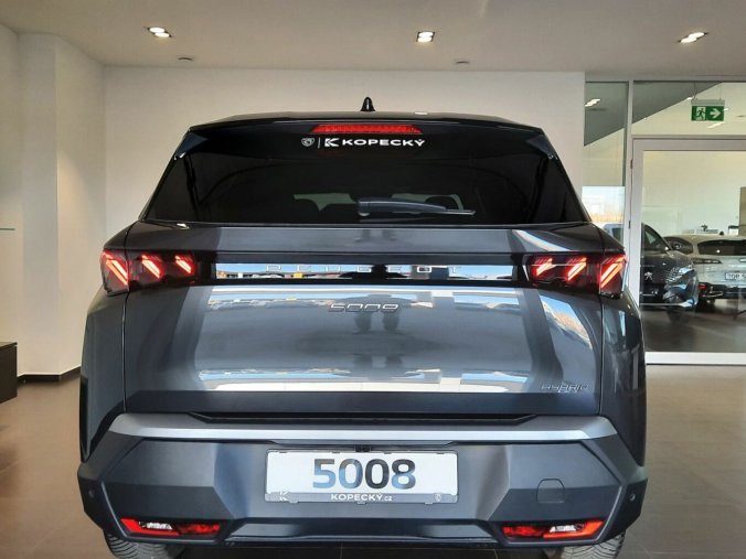 Peugeot 5008, Peugeot 5008 GT Hybrid 136 e-DCS6, barva šedá