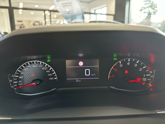Peugeot 208, Peugeot 208 STYLE PureTech 75 MAN5, barva žlutá