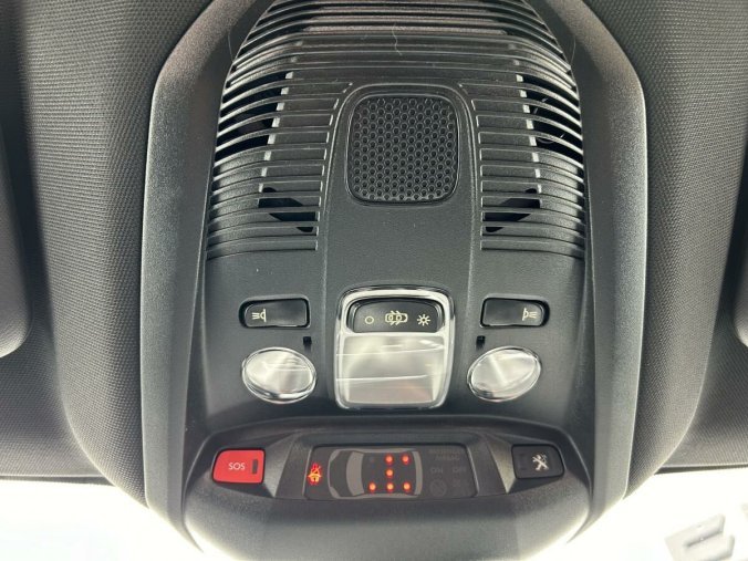 Peugeot 5008, Peugeot 5008 Active Pack 1.5 BlueHDi EAT8, barva šedá