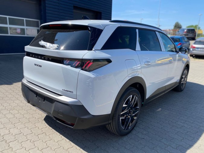 Peugeot 5008, Peugeot 5008 ALLURE Hybrid 145 e-DCS6 - TAŽNÉ - 7033, barva bílá