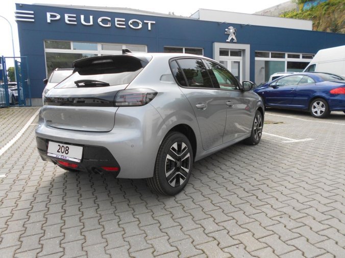 Peugeot 208, Peugeot 208 STYLE Turbo 100 MAN6, barva stříbrná