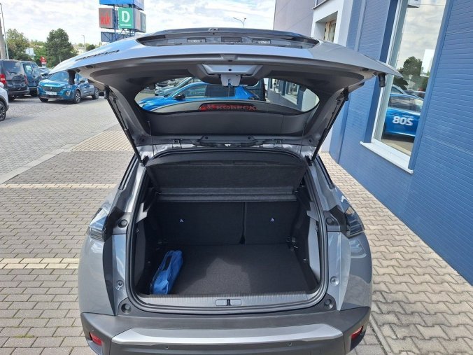 Peugeot 2008, Peugeot 2008 ALLURE PureTech 100 MAN6, barva šedá