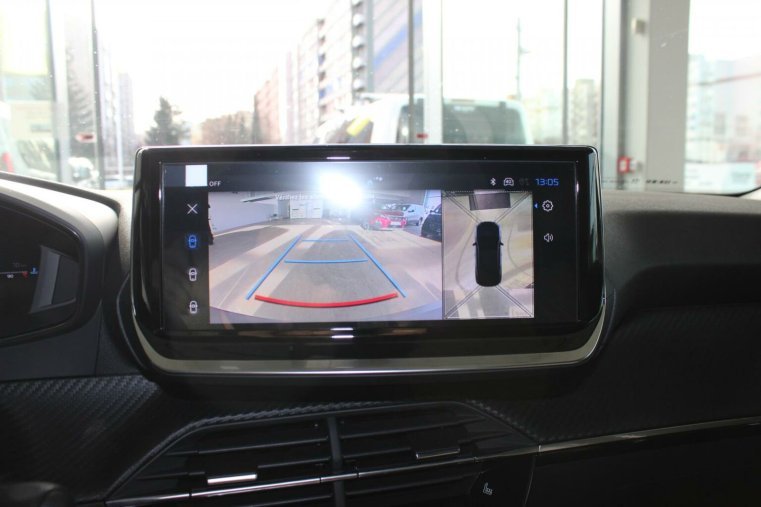 Peugeot 2008, Peugeot 2008 ALLURE Hybrid 136 e-DCS6, barva modrá
