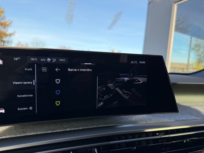 Peugeot 5008, Peugeot 5008 ALLURE Hybrid 145 e-DCS6 5míst, barva modrá