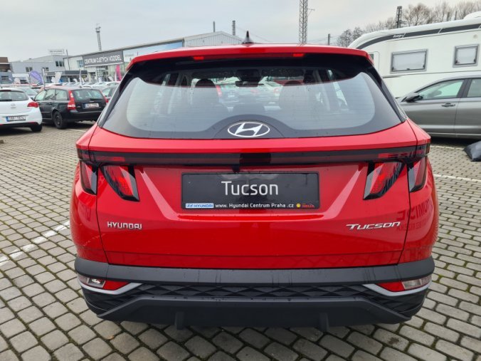 Hyundai Tucson, 1,6 T-GDI 4x2 110 kW 6st. manuální, barva červená