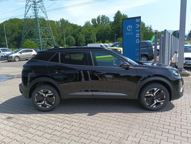 Peugeot 2008, Peugeot 2008 ALLURE PureTech 100 S&S MAN6, barva černá