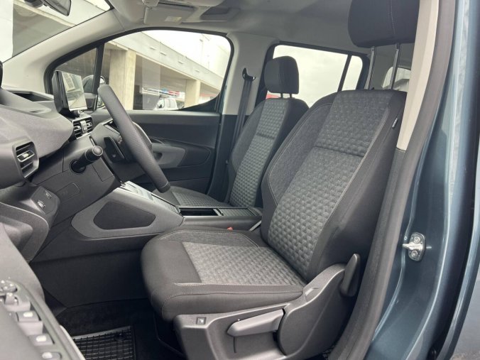 Peugeot Rifter, Peugeot Rifter GT S&S EAT8 1,5 BlueHDi, barva modrá