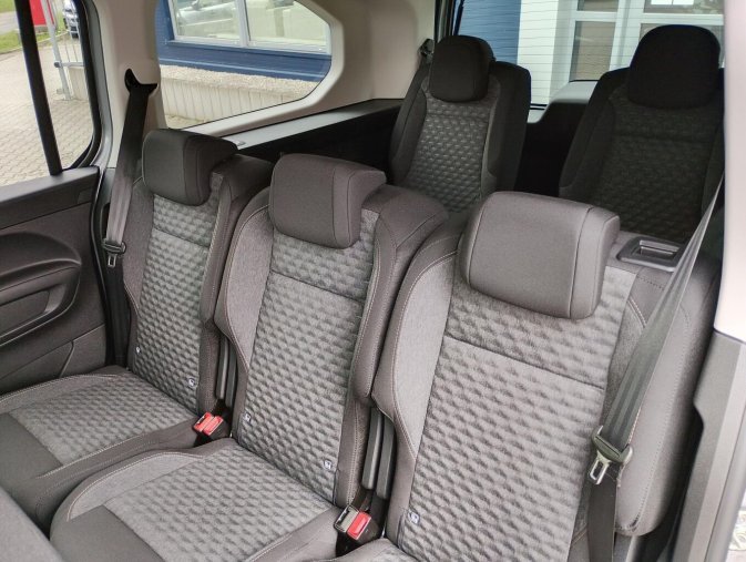 Peugeot Rifter, Peugeot Rifter LONG GT BHDi 130 EAT8, barva šedá