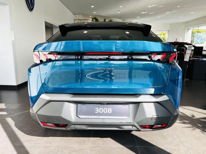 Peugeot 3008, Peugeot 3008 GT Hybrid 145k, El. Víko kufru, barva modrá