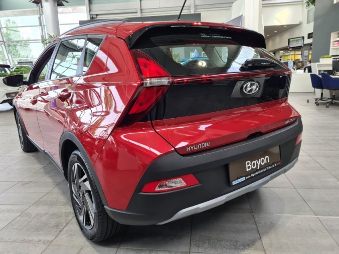 Hyundai Bayon, 1,2 DPI 5 st. manuální, barva červená