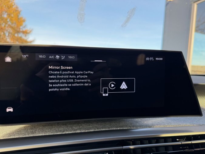 Peugeot 5008, Peugeot 5008 ALLURE Hybrid 145 e-DCS6 5míst, barva modrá