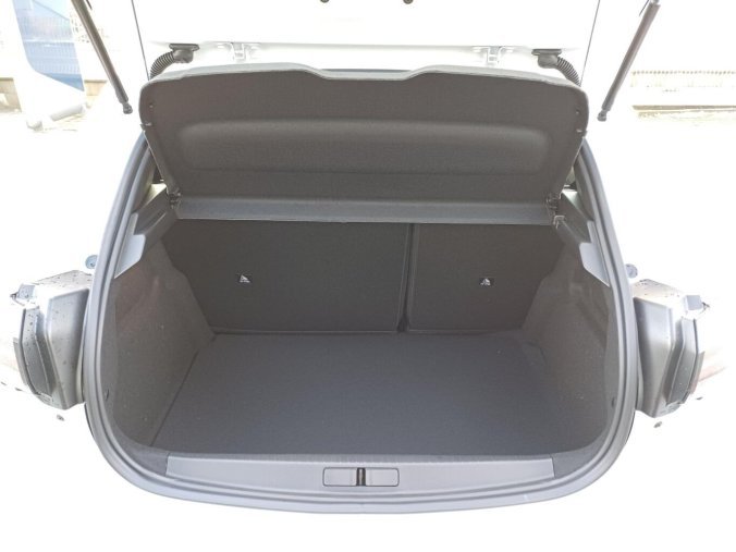 Peugeot 208, Peugeot 208 STYLE Turbo 100 MAN6, barva bílá
