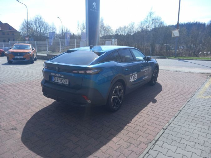 Peugeot 408, Peugeot 408 ALLURE Hybrid 145 e-DCS6, barva modrá