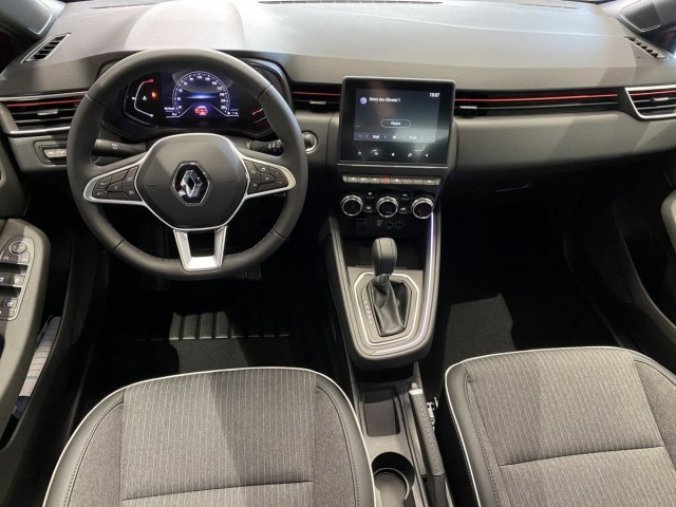 Renault Clio, Intens TCe 90 X-Tronic, barva červená