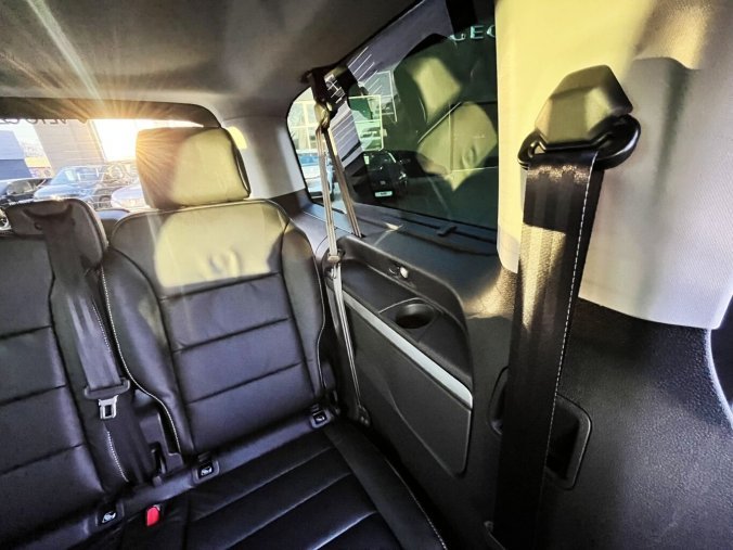 Peugeot Traveller, Peugeot Traveller Allure L3 2.2 BlueHDi 180k EAT8, barva šedá