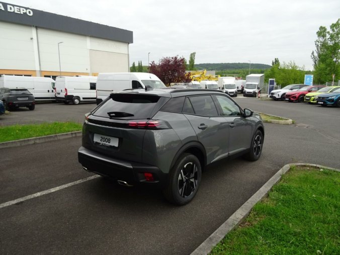 Peugeot 2008, Peugeot 2008 ALLURE Hybrid 145k e-DCS6, barva šedá
