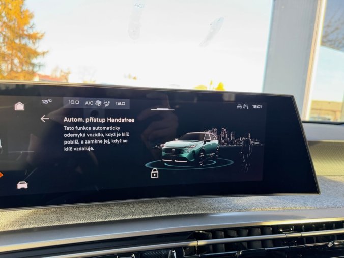 Peugeot 5008, Peugeot 5008 ALLURE Hybrid 145 e-DCS6 5míst, barva modrá