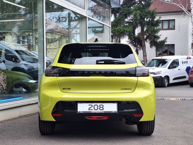 Peugeot 208, Peugeot 208 ALLURE Hybrid 110 e-DCS6, barva žlutá