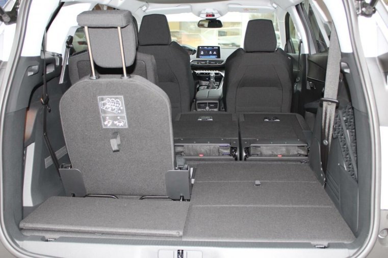 Peugeot 5008, Peugeot 5008 REZERVACE ACTIVE PACK 130 EAT8, barva šedá