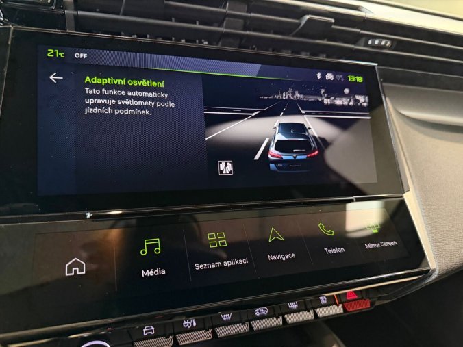 Peugeot 308, Peugeot 308 SW GT Hybrid 145 e-DCS6, barva červená