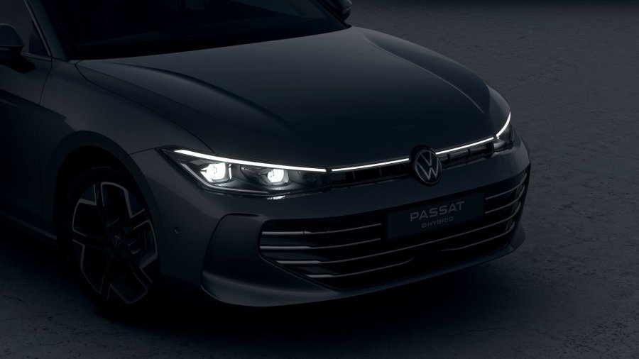 Volkswagen Passat, Passat Elegance 1,5 TSI 150 kW eHybrid, barva šedá