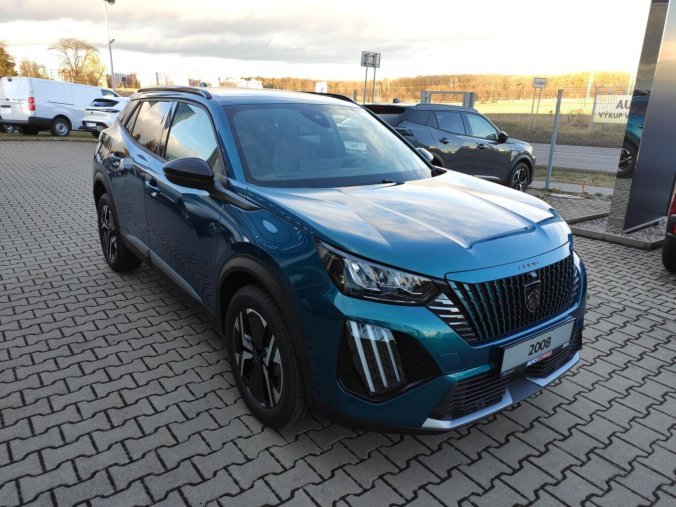 Peugeot 2008, Peugeot 2008 ALLURE 1.2 100k MAN6 2x kamera, barva modrá