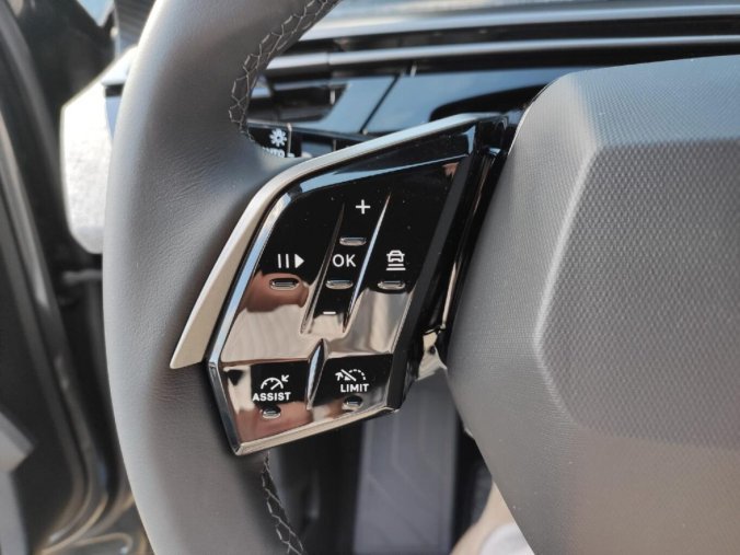 Peugeot 5008, Peugeot 5008 ALLURE Hybrid 145 AUT6 5 míst, barva šedá
