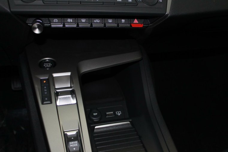Peugeot 408, Peugeot 408 ALLURE Plug-in HYBRID 225 EAT, barva modrá