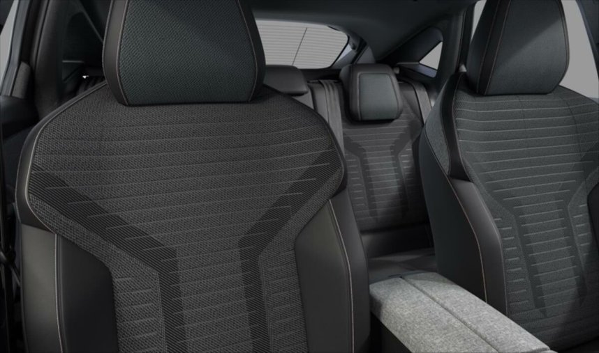 Peugeot 3008, Peugeot 3008 1,2 ALLURE Hybrid 136 e-DCS6, barva šedá