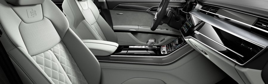 Audi A8, S8 TFSI 420 kW quattro, barva šedá