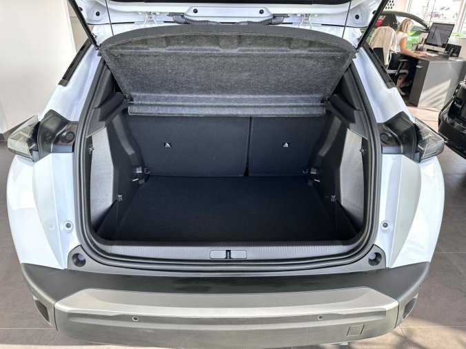 Peugeot 2008, Peugeot 2008 STYLE 100 koní, 7let záruka, barva bílá