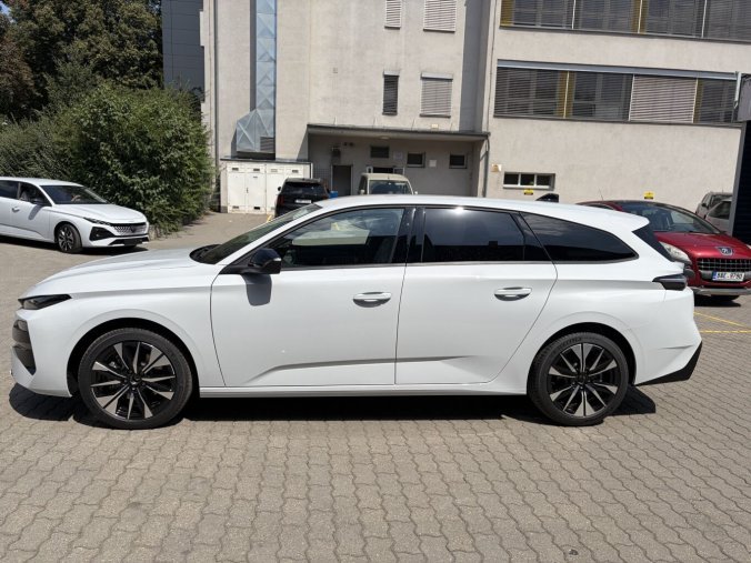 Peugeot 308, Peugeot 308 SW ALLURE BlueHDi 130 EAT8 - 2375, barva bílá