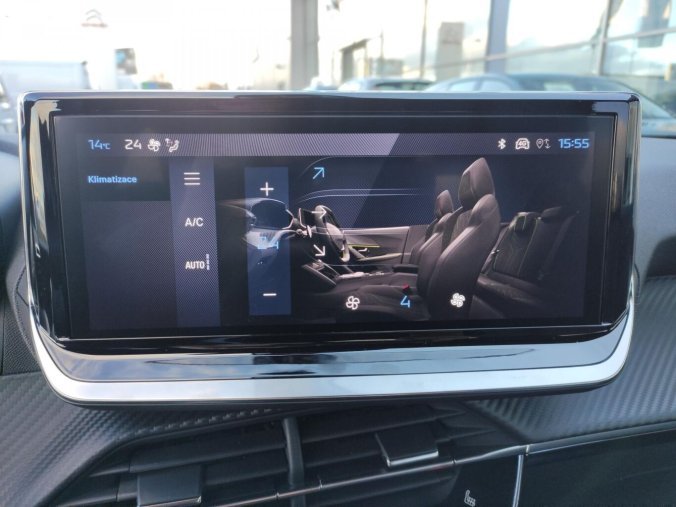 Peugeot 2008, Peugeot 2008 ALLURE 1.2 100k MAN6 2x kamera, barva modrá