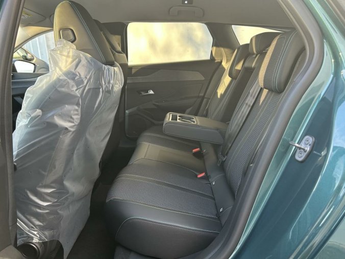 Peugeot 308, Peugeot 308 SW ALLURE BlueHDi 130k EAT8, barva zelená