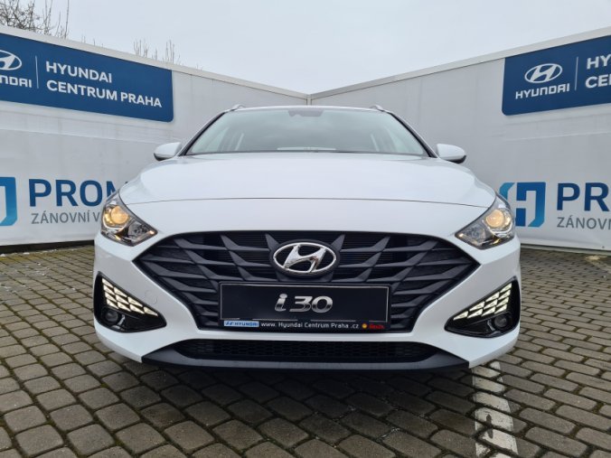 Hyundai i30, 1,0 T-GDI 88 kW, barva bílá