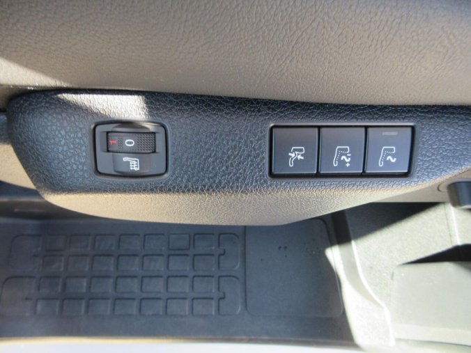 Peugeot Traveller, Peugeot Traveller ALLURE Long 2.0HDI 180k EAT8, barva bílá
