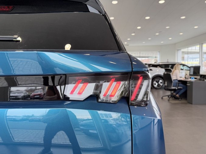 Peugeot 5008, Peugeot 5008 ALLURE, Automat, GRIP Control, barva modrá
