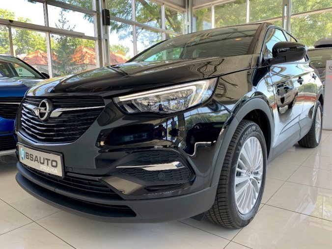 Opel Grandland X, Smile 1,2 Turbo AUTOMAT + ZP, barva černá