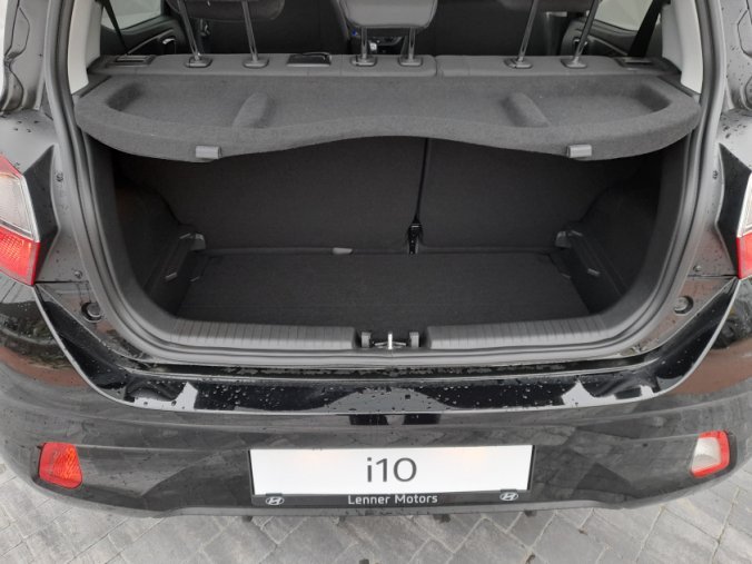 Hyundai i10, 1,2i 5 st. manuální, barva černá