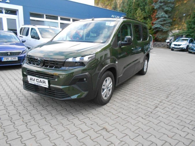 Peugeot Rifter, Peugeot Rifter LONG ALLURE BlueHDi 130 M6, barva zelená