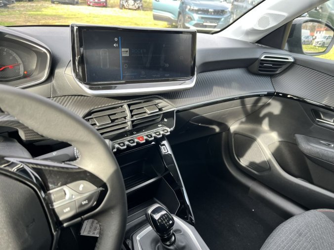 Peugeot 208, Peugeot 208 STYLE PureTech 100k MAN6, barva černá