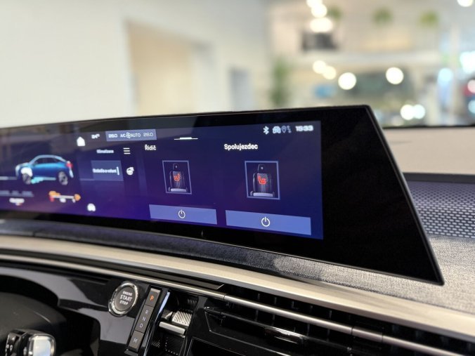 Peugeot 3008, Peugeot 3008 GT Hybrid 145k, Vision 360°, barva modrá