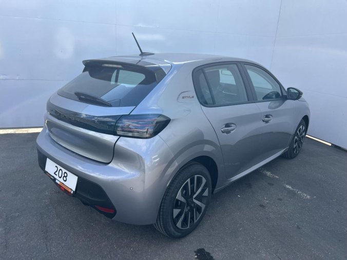 Peugeot 208, Peugeot 208 STYLE S&S MAN6 1,2 PureTech, barva šedá
