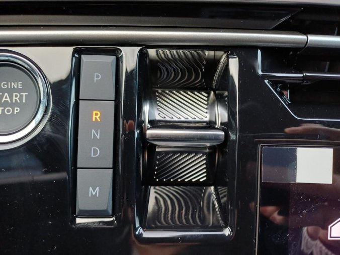 Peugeot 5008, Peugeot 5008 BUSINESS Hybrid 145 e-DCS6, barva modrá