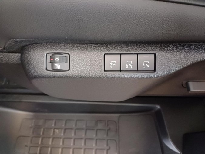 Peugeot Traveller, Peugeot Traveller ALLURE 2.2 BlueHDi 180k EAT8, barva šedá